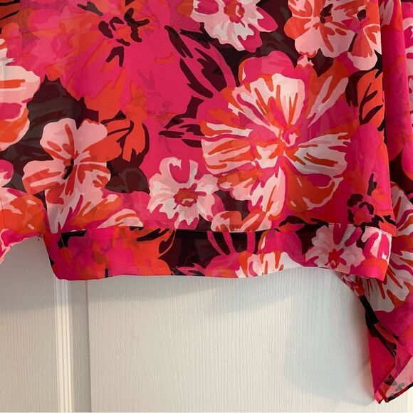 Floral Pink Sheer Chiffon Women's Top New York & CO. - Picture 5 of 10
